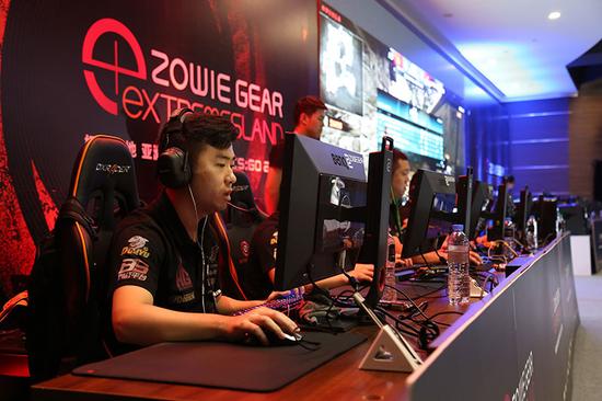 坎宁安vs 坎宁安vs