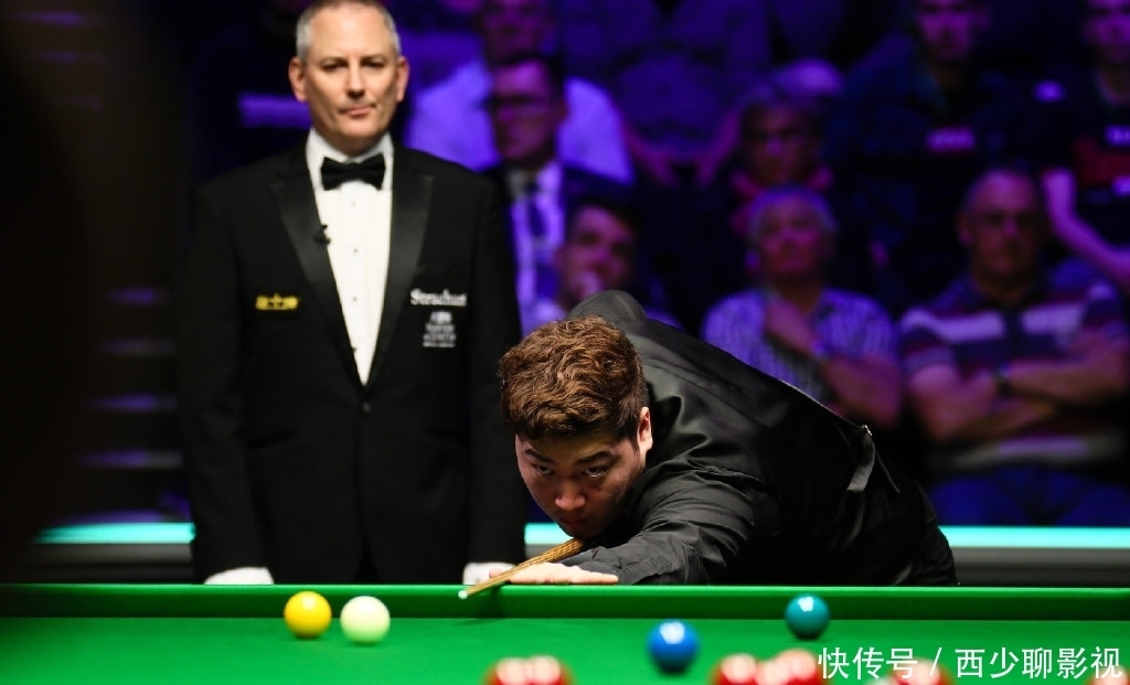 露三张连张 露三张连张